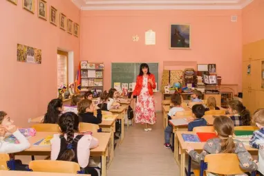 Рада Сапаниди как пример преемственности: хранение языка и традиций в московской армянской общине Рада Сапаниди как пример преемственности: хранение языка и традиций в московской армянской общине