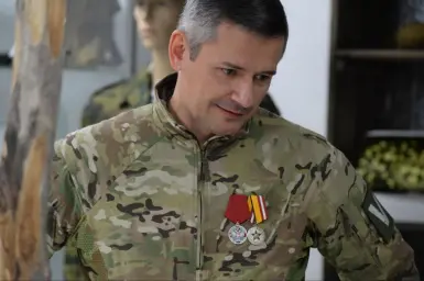 Воронежский музей обогатился реальными артефактами СВО, привезенными Гончаровым